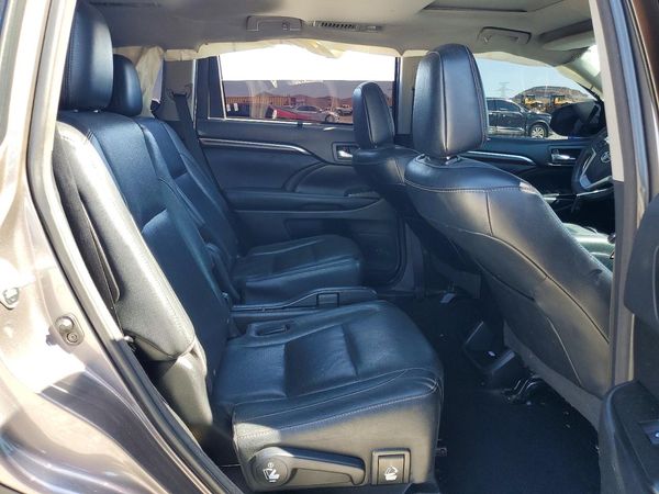 2016 TOYOTA HIGHLANDER Base/Hybrid