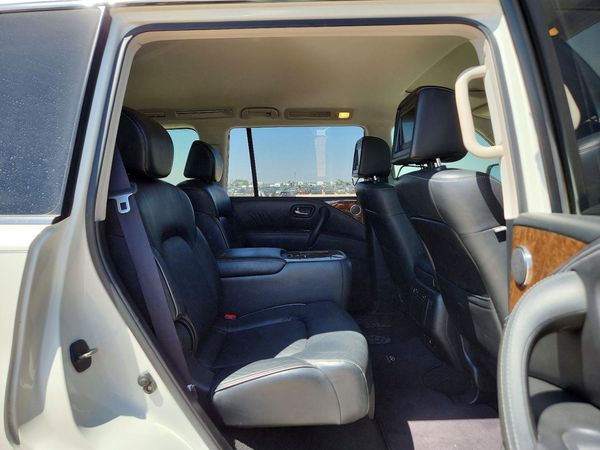 2017 INFINITI QX80