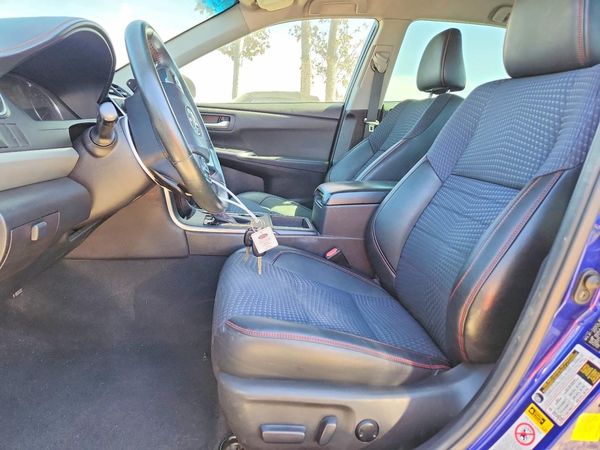 2015 TOYOTA CAMRY