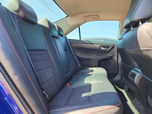 2015 TOYOTA CAMRY