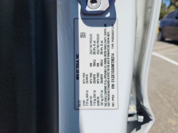 2022 TESLA MODEL 3