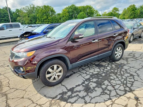 2013 KIA SORENTO