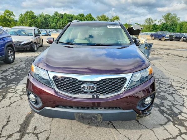 2013 KIA SORENTO