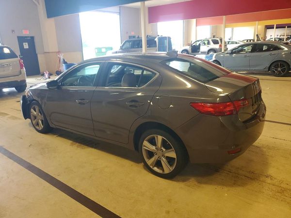 2013 ACURA ILX