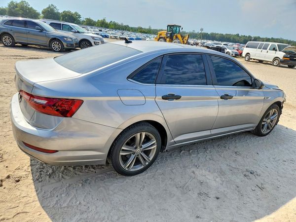 2021 VOLKSWAGEN JETTA S / SE / R-Line