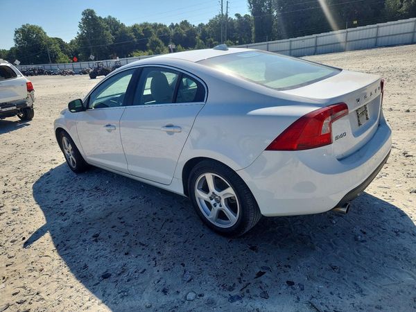 2013 VOLVO S60