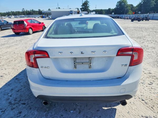 2013 VOLVO S60