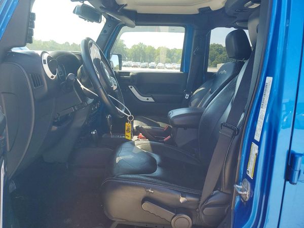 2014 JEEP WRANGLER Sahara — DENT