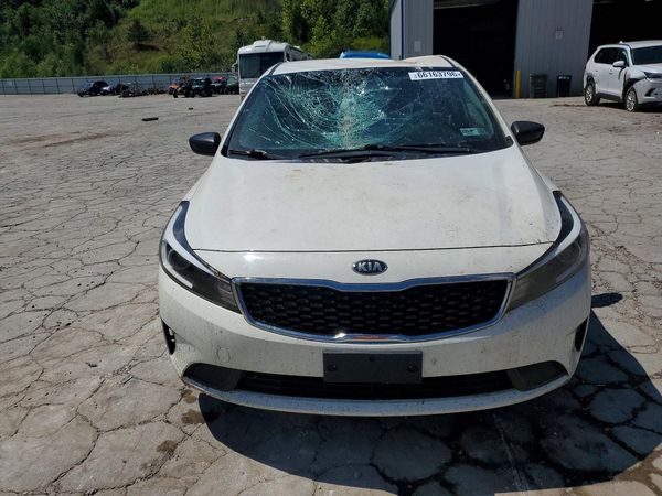 2018 KIA FORTE LX Base