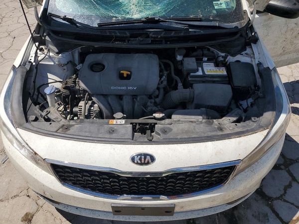 2018 KIA FORTE LX Base