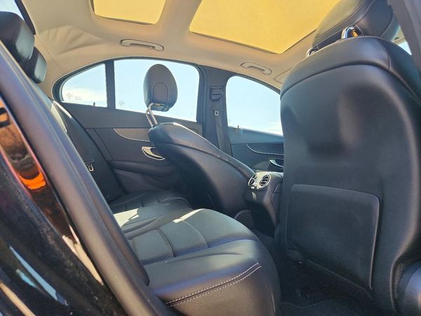 2017 MERCEDES-BENZ C C300