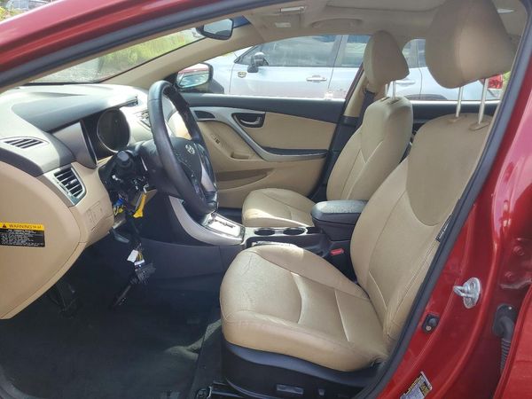 2013 HYUNDAI ELANTRA