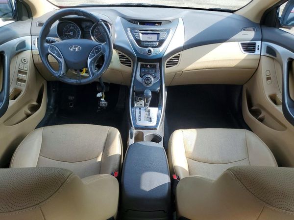 2013 HYUNDAI ELANTRA