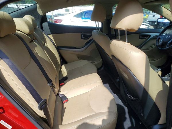 2013 HYUNDAI ELANTRA