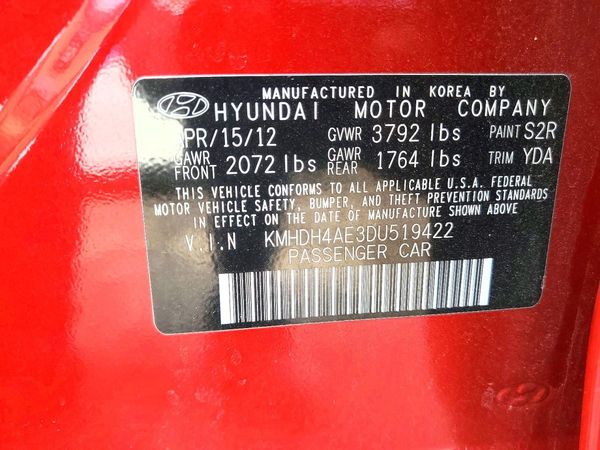 2013 HYUNDAI ELANTRA