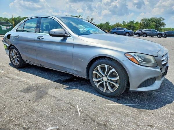 2016 MERCEDES-BENZ C C300