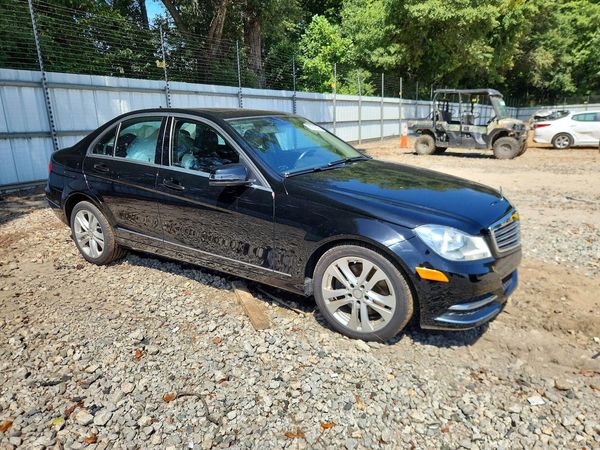 2014 MERCEDES-BENZ C C300 4 MATIC