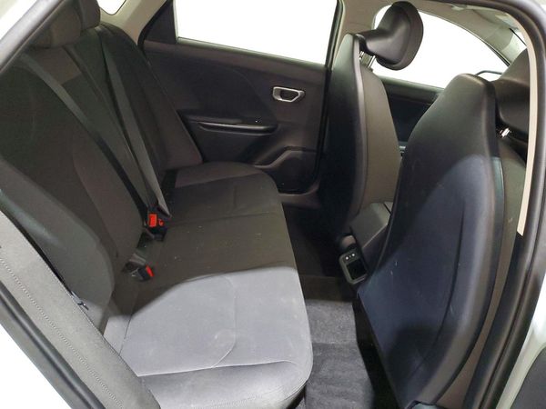 2026 KIA K4 LX, LXS