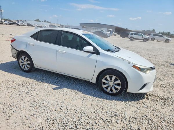 2015 TOYOTA COROLLA