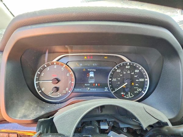 2024 NISSAN TITAN Crew Cab