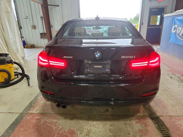 2016 BMW 328 xDrive SA