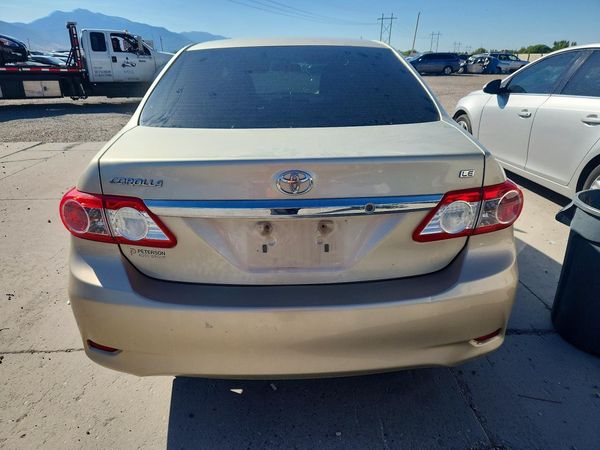 2013 TOYOTA COROLLA