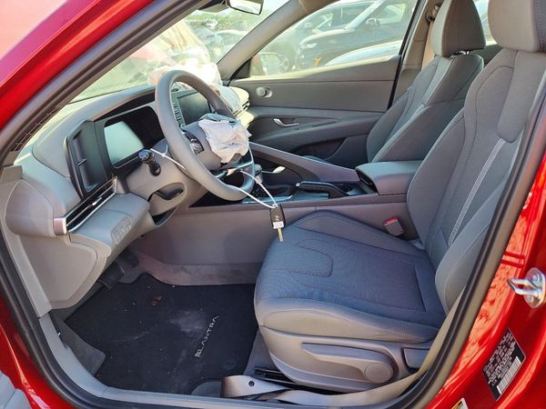 2026 HYUNDAI ELANTRA
