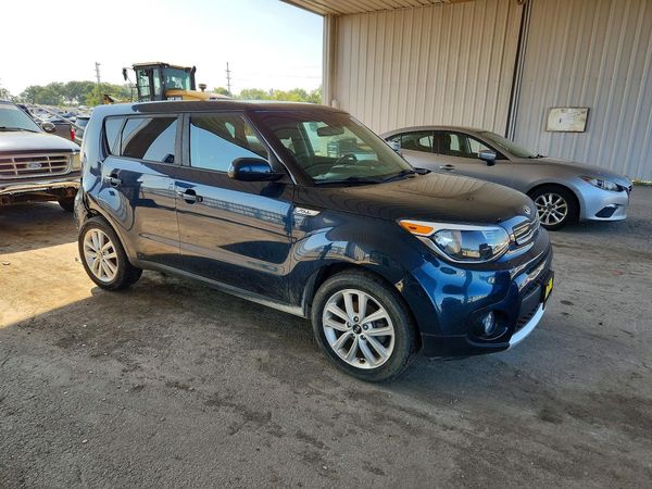 2017 KIA SOUL