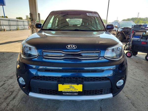 2017 KIA SOUL