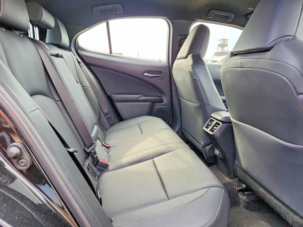 2022 LEXUS UX 250H