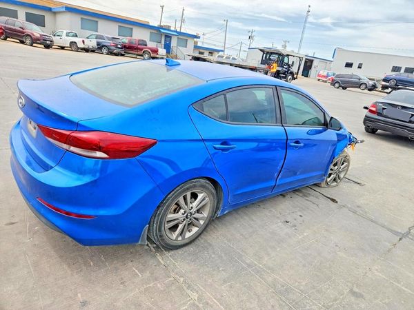 2018 HYUNDAI ELANTRA