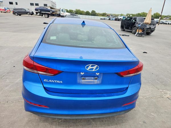 2018 HYUNDAI ELANTRA