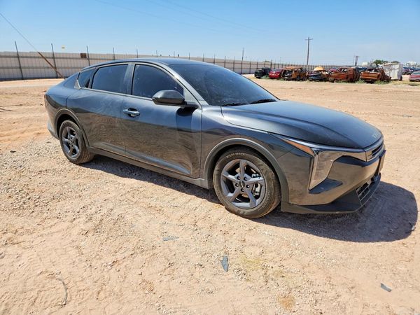 2026 KIA K4 LX, LXS