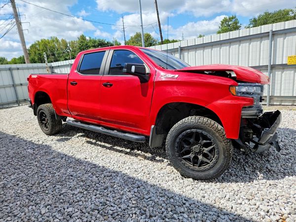 2020 CHEVROLET SILVERADO Trail Boss - LT — Passenger 3/4