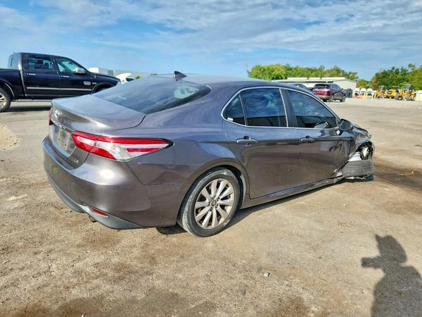 2020 TOYOTA CAMRY