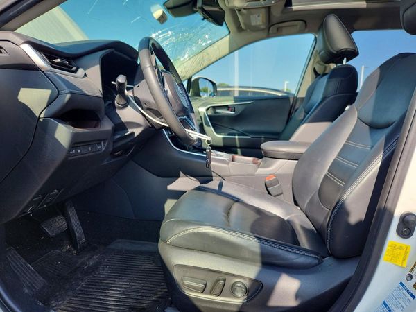2019 TOYOTA RAV4