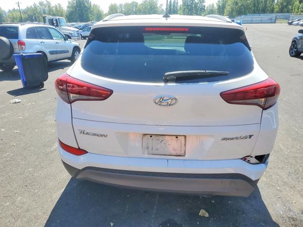 2016 HYUNDAI TUCSON