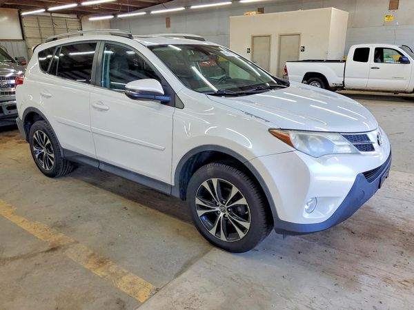 2015 TOYOTA RAV4 Limited (G Grade) — Passenger 3/4