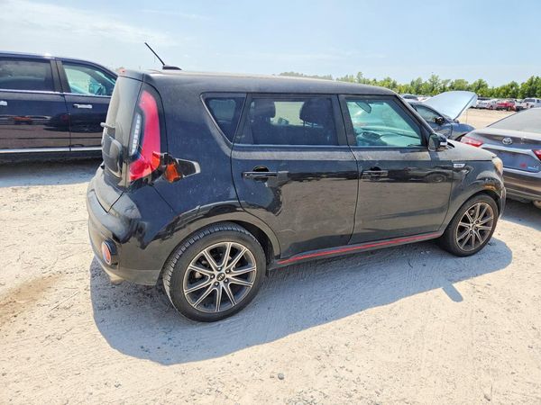 2018 KIA SOUL