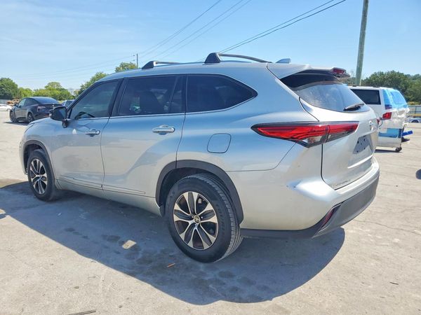 2020 TOYOTA HIGHLANDER XLE