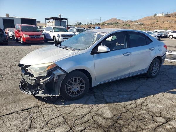 2015 TOYOTA COROLLA