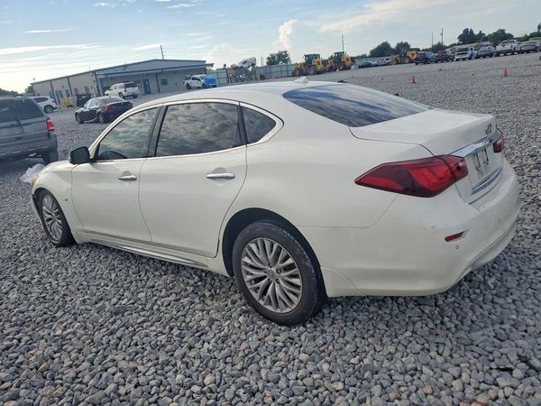 2016 INFINITI Q70L