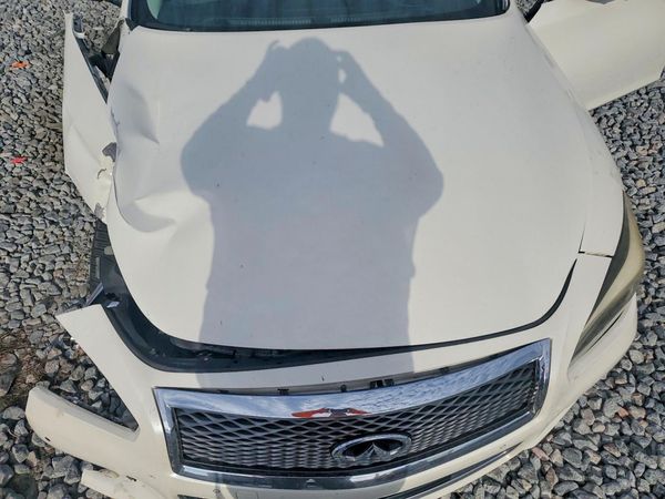 2016 INFINITI Q70L