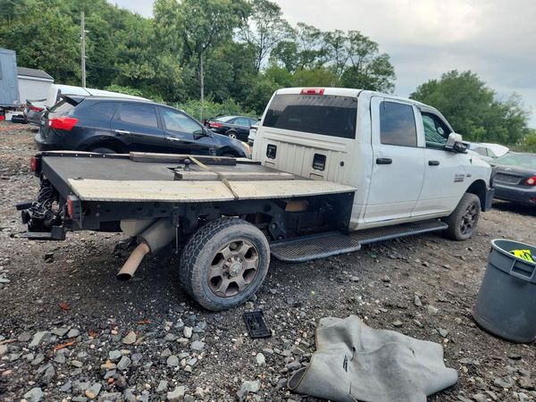 2018 RAM 2500 ST