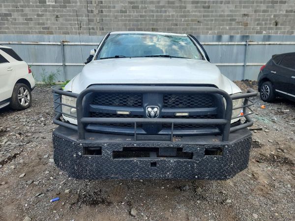 2018 RAM 2500 ST