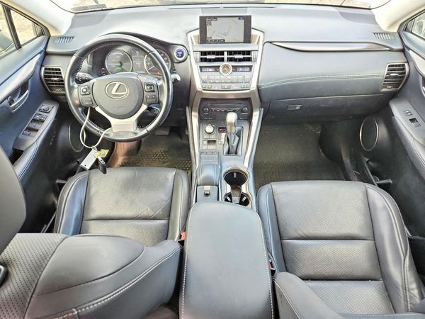 2017 LEXUS NX 300h Luxury