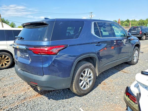 2022 CHEVROLET TRAVERSE LS