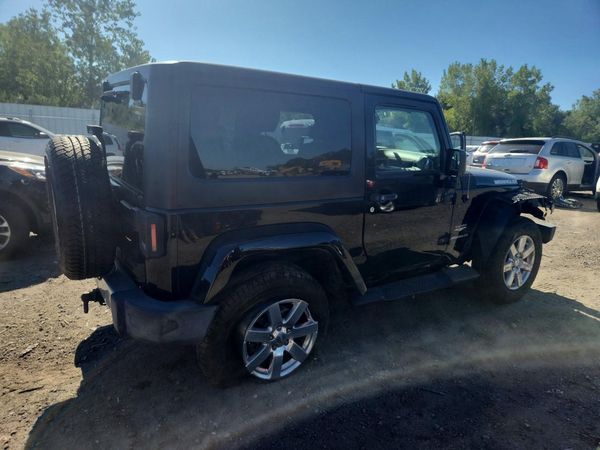 2015 JEEP WRANGLER Sahara