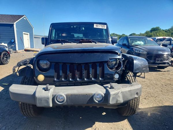 2015 JEEP WRANGLER Sahara
