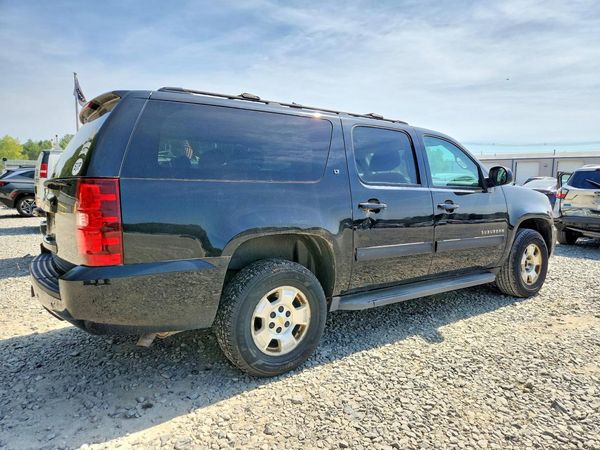 2013 CHEVROLET SUBURBAN LT